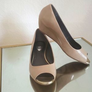Alfani step n flex nude wedges
